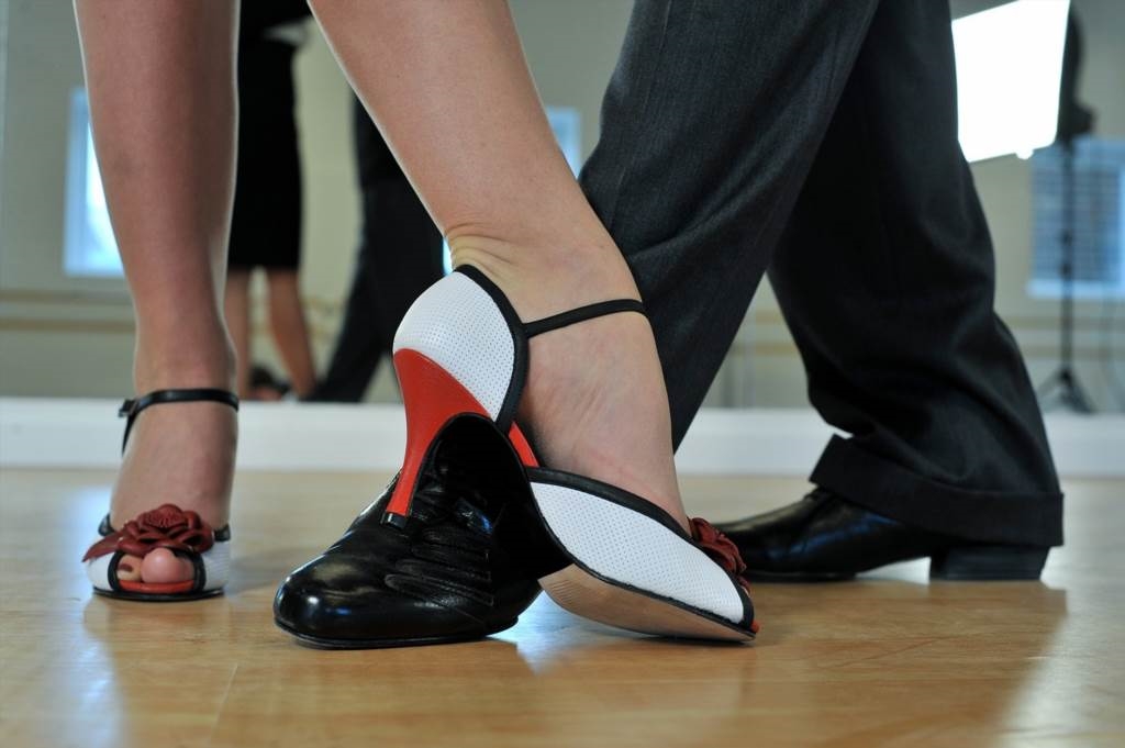 jak zatańczyć tango