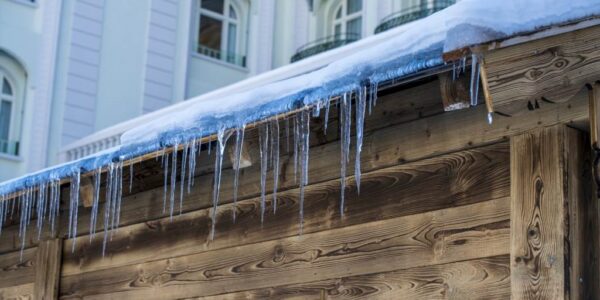 usuwanie śniegu z dachu przepisy